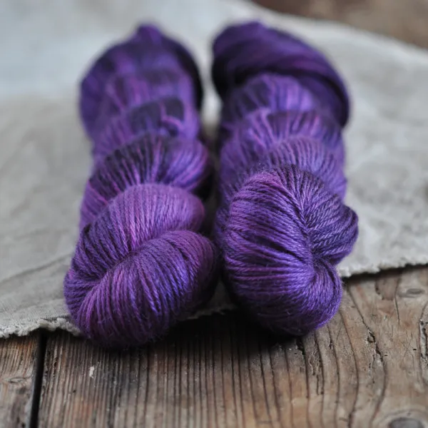 GarnStories Posh DK - Old Flame