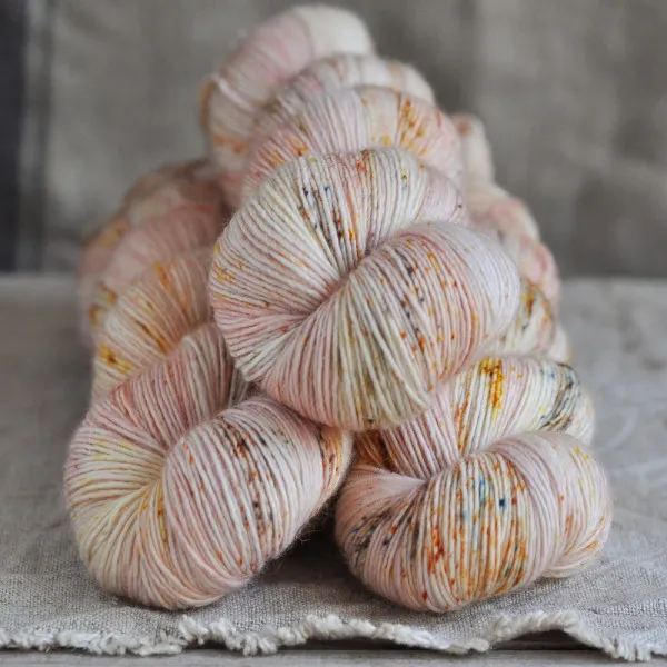 GarnStories Merino Singles - Bunter Hund #90