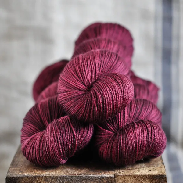 GarnStories Merino Soxs - Heartbeat