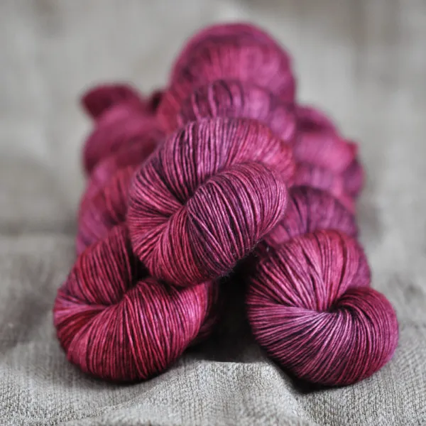 GarnStories Dyed to Order - Lestat