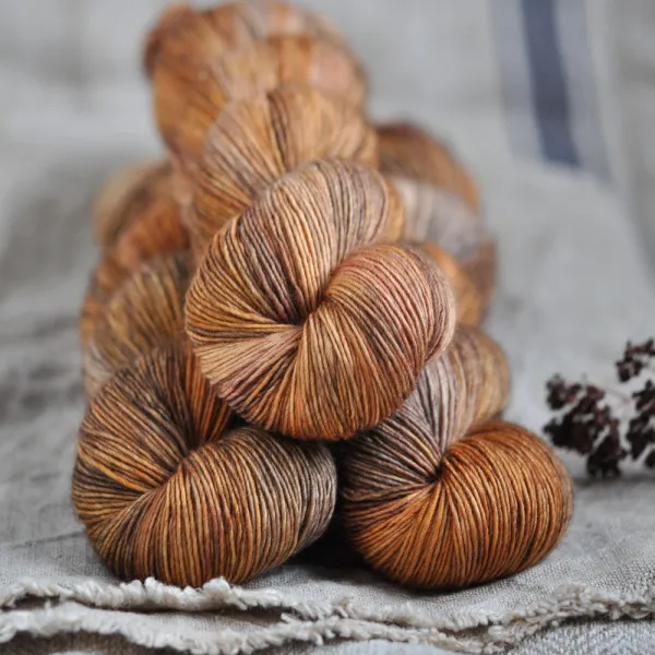 GarnStories Dyed to Order - Alchemy