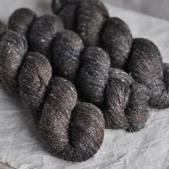 GarnStories Lamb+Lin - Rogue