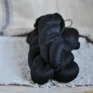 YETI - Yak und Seide in Schwarz (466m LL)