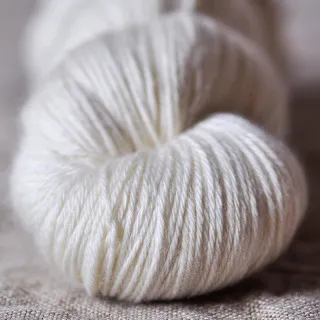 PAMIR - Merino und Kaschmir in Wollwei (400m LL)