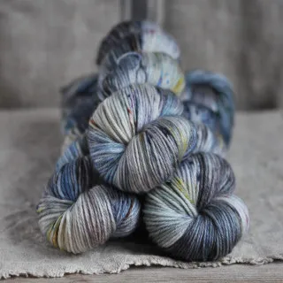 GarnStories Merino Flow DK - Bunter Hund #35