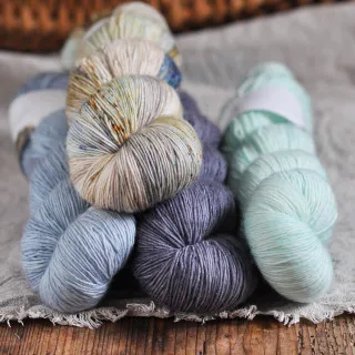 GarnStories Fingering Set #X11 Singles (4 Strnge)