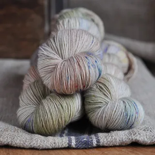 GarnStories Merino Singles - Bunter Hund #54