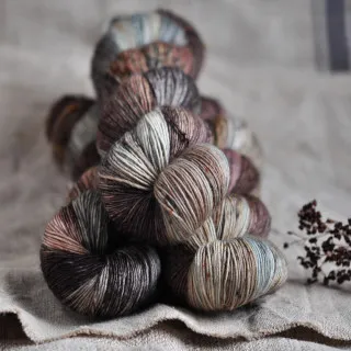 GarnStories Dyed to Order - Myth